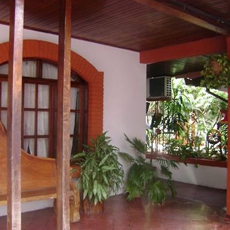 Hotel Jackie'S House ปุนตาเรนาส ภายนอก รูปภาพ